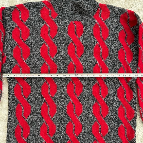 Vtg United Colors Of Benetton Red and Gray Turtleneck Sweater/Unisex - Picture 5 of 8